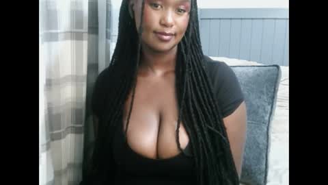 Snapshot of charllette chatting on 05/22/26, 08:47 charllette online show from 05/22/26, 08:47