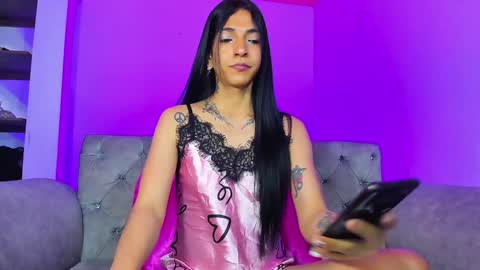 Snapshot of charlot_sanchez chatting on 01/15/25, 09:09 lot online show from 01/15/25, 09:09