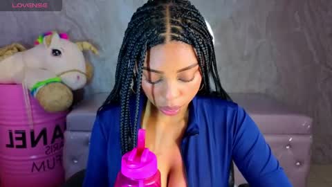 Charlote  online show from 04/21/26, 12:33