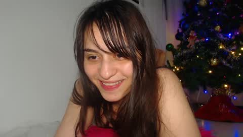 Snapshot of charloth_jones99 chatting on 12/31/24, 01:36 charlotte online show from 12/31/24, 01:36