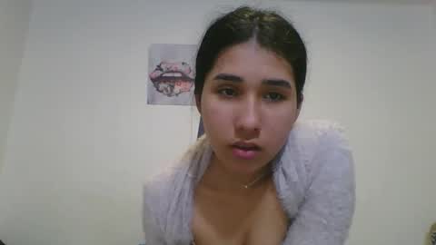 karinaa independent model online show from 01/13/25, 08:48