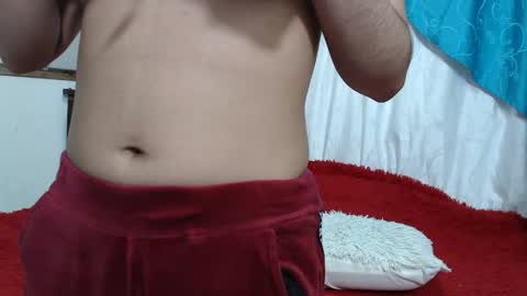 karinaa independent model online show from 04/25/26, 01:08