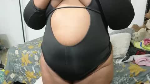 charlotte_027 online show from 03/06/25, 09:03