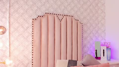   Charlotte  online show from 01/21/25, 07:50