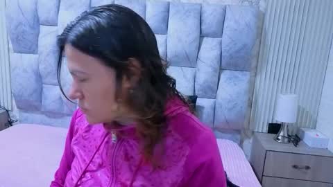 charlotte online show from 11/06/25, 11:22