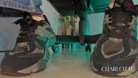 charlotte  grey online show from 01/10/26, 08:43