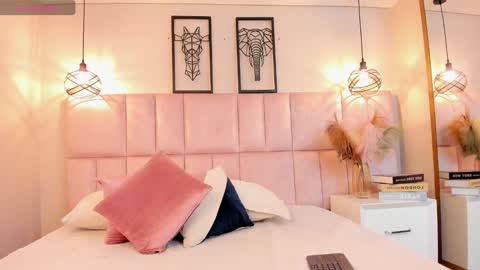 Daniela online show from 12/01/25, 03:22