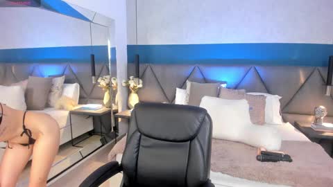 Charlotte online show from 02/20/25, 03:41