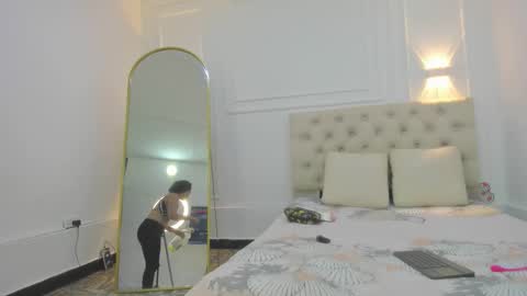 charlottte y dante online show from 02/17/26, 03:47