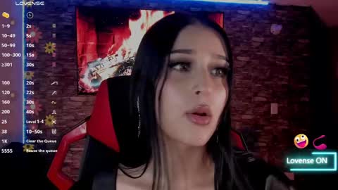 Charlotte  online show from 04/13/26, 11:43