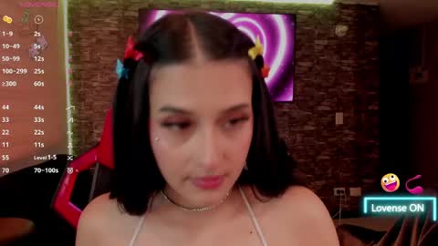 Snapshot of charlotte_greys chatting on 05/09/26, 01:00 Charlotte online show from 05/09/26, 01:00