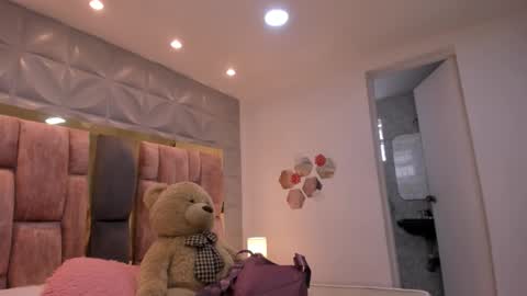 Charlotte Icee online show from 03/21/26, 04:32