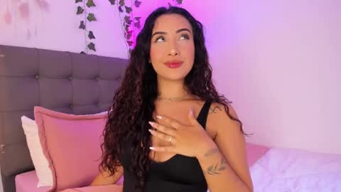 Charlotte james online show from 02/23/25, 10:31