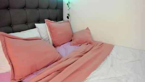 Charlotte james online show from 02/24/25, 01:35