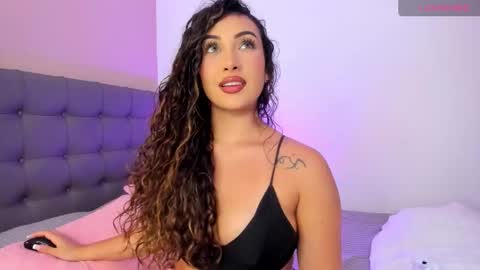 Charlotte james online show from 09/28/25, 03:34