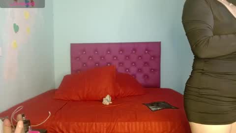 Charlotte online show from 11/10/25, 11:42