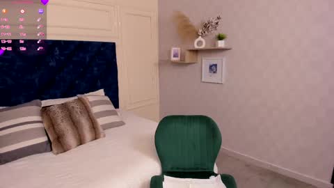 Charlotte Mayers online show from 09/11/25, 11:43