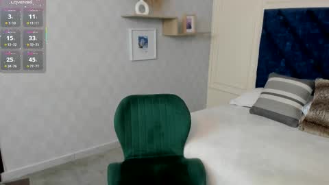 Charlotte Mayers online show from 11/24/25, 11:43