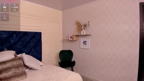 Charlotte Mayers online show from 12/20/25, 11:28