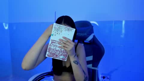 Charlotte online show from 04/01/26, 02:23