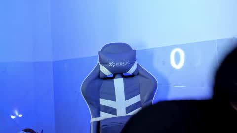 Charlotte online show from 04/12/26, 02:05