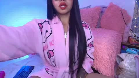 Snapshot of charlotte_princess_1 chatting on 05/22/26, 05:47 charlotte_princess_1 online show from 05/22/26, 05:47