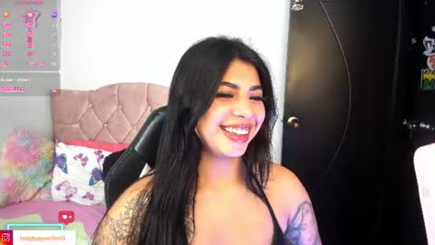 Snapshot of charlotte_queen20 chatting on 06/13/26, 06:11 Charlotte online show from 06/13/26, 06:11