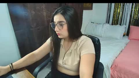 charlotte_richardson online show from 12/04/25, 02:21