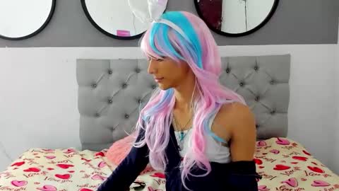 Snapshot of charlotte_skiinny chatting on 11/30/25, 10:03 charlotte skiinny online show from 11/30/25, 10:03