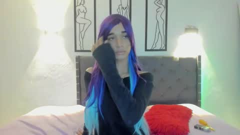 Snapshot of charlotte_skiinny chatting on 12/03/25, 04:49 charlotte skiinny online show from 12/03/25, 04:49