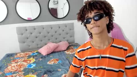 Snapshot of charlotte_skiinny chatting on 12/05/25, 09:00 charlotte skiinny online show from 12/05/25, 09:00