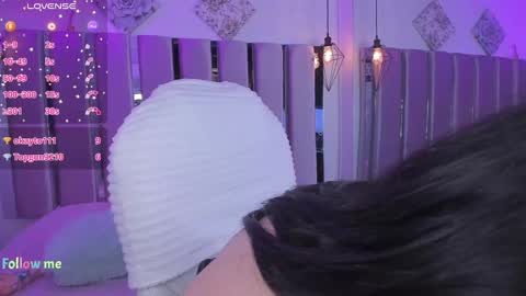 charlotte_walker__ online show from 01/17/25, 03:00