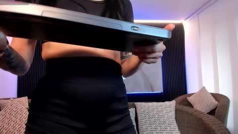 Snapshot of charlotte_whitee1 chatting on 09/19/25, 11:44 Charlotte Everyday From 0700 to 1300 Col Time online show from 09/19/25, 11:44