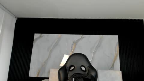 Snapshot of charlotte_whitee1 chatting on 11/29/25, 12:08 Charlotte Everyday From 0700 to 1300 Col Time online show from 11/29/25, 12:08