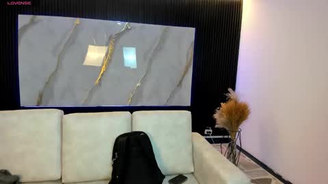 Snapshot of charlotte_whitee1 chatting on 12/17/25, 11:27 Charlotte Everyday From 0700 to 1300 Col Time online show from 12/17/25, 11:27