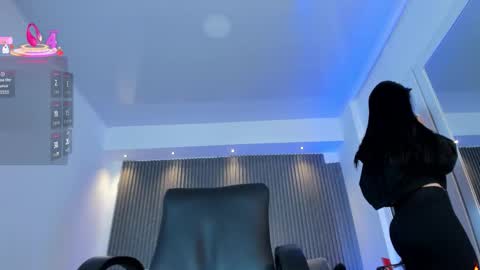 Snapshot of charlotte_whitee1 chatting on 01/07/26, 11:23 Charlotte Everyday From 0700 to 1300 Col Time online show from 01/07/26, 11:23