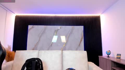 Snapshot of charlotte_whitee1 chatting on 03/06/26, 12:01 Charlotte Everyday From 0700 to 1300 Col Time online show from 03/06/26, 12:01