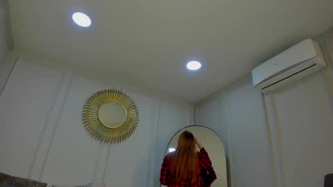 charlottebrownn_ online show from 09/24/25, 02:37