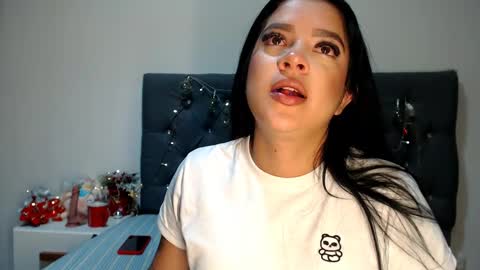 charlottee07 online show from 12/19/25, 04:41