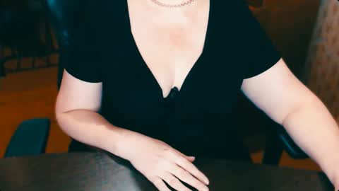 CharlotteXTasty online show from 02/06/25, 02:04