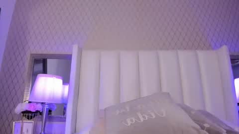 Snapshot of charlottreid chatting on 01/07/25, 12:20 Charlot Treid online show from 01/07/25, 12:20