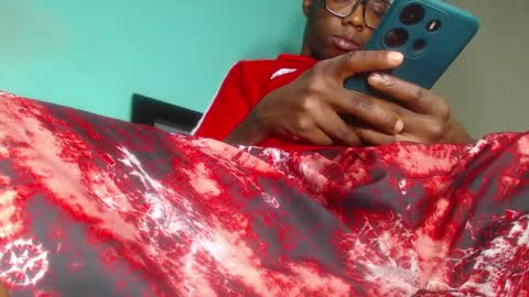 charly_vergonti_ online show from 12/29/24, 08:22