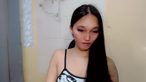 charm_fuckdoll8 online show from 06/08/26, 01:28