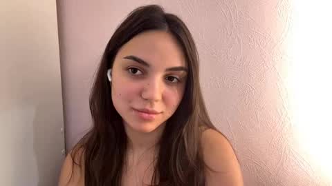 Snapshot of charmainerempe chatting on 05/28/26, 03:53 Lina online show from 05/28/26, 03:53