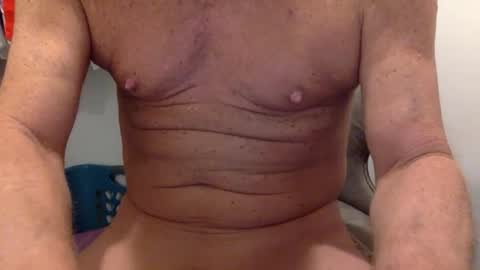 Snapshot of charmedhard chatting on 01/26/25, 07:32 CharmedHard online show from 01/26/25, 07:32