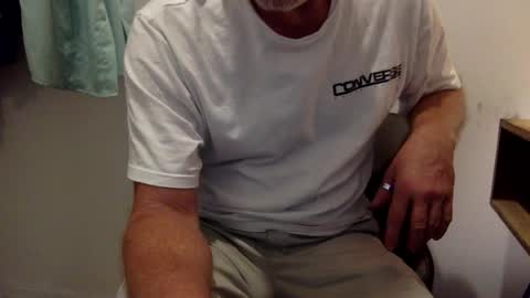Snapshot of charmedhard chatting on 06/25/26, 06:07 CharmedHard online show from 06/25/26, 06:07