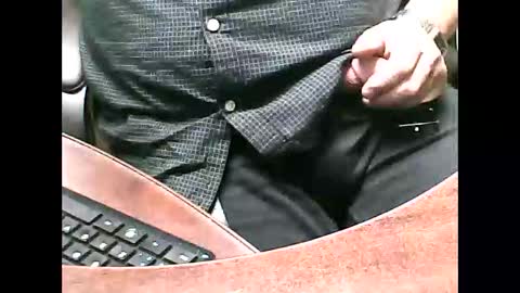 charmeur2672 online show from 09/10/25, 10:26