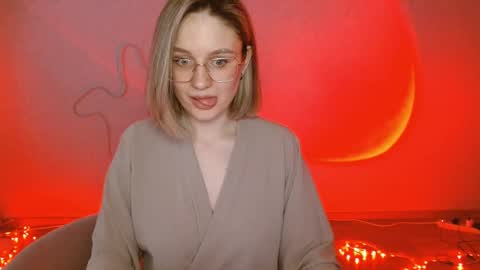 Michelle  online show from 02/07/25, 05:41
