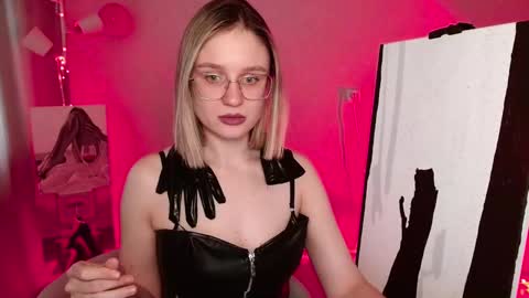 Michelle  online show from 03/03/25, 09:00