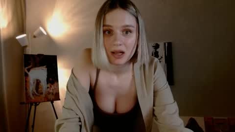 Michelle  online show from 11/10/25, 06:45